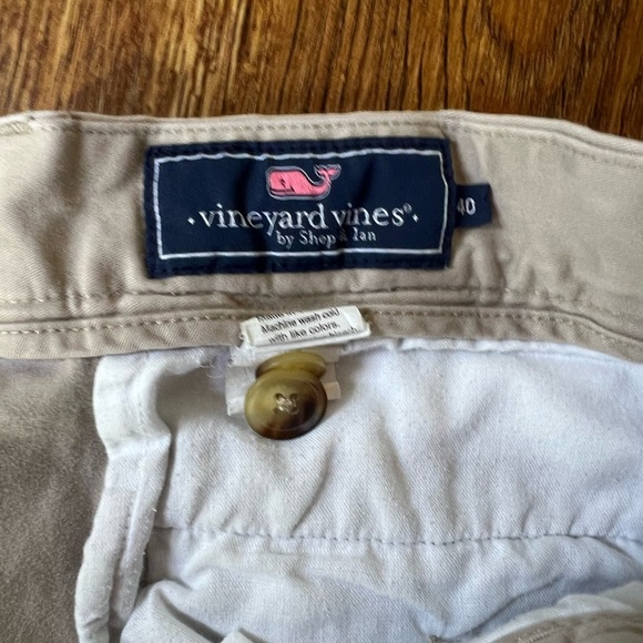Vineyard Vines Casual Tan Breakers Shorts size 40 men's - Picture 2 of 5